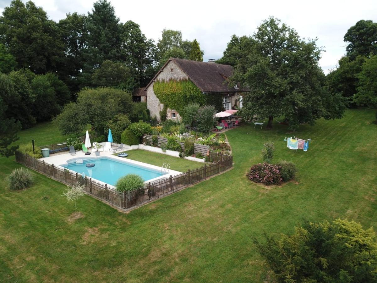 Saint-Hilaire-les-Places B&B Buddleja מראה חיצוני תמונה